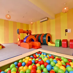 Tt Tropical Family Life Tropical 4* Sarıgerme