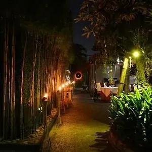 Annora Resort Seminyak (Bali)